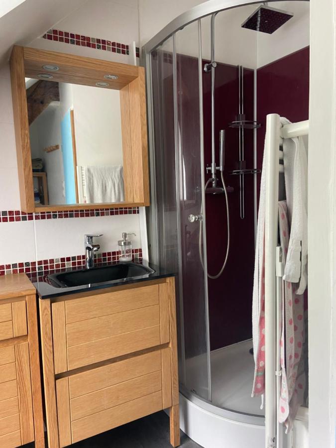 Chambre Double Avec Salle De Bains Privee Quintin Exterior foto